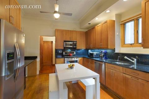 8699 Brent Dr, Cincinnati, OH 45231 photo 4