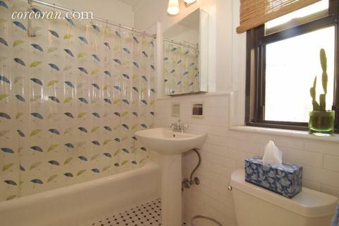 11764 Hanover Rd, Forest Park, OH 45240 photo 3