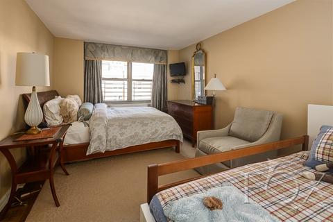 6558 Corbly Rd, Cincinnati, OH 45230 photo 2
