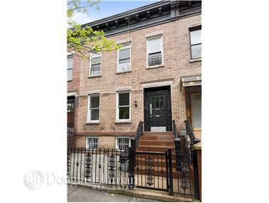4145 Jora La, Cincinnati, OH 45209 photo 1