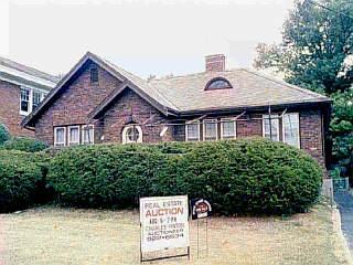 2952 Harrison Ave, Cincinnati, OH 45211 photo 2