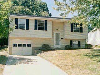 10269 Hawkhurst Dr, Cincinnati, OH 45231 photo 1