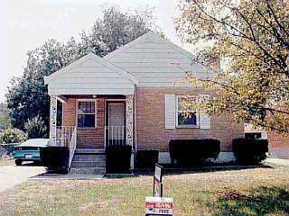 1703 Marilyn Ln, Cincinnati, OH 45231 photo 1
