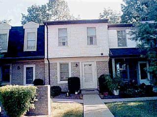 3706 Parfore Ct, Cincinnati, OH 45245 photo 2