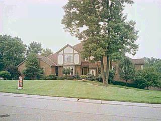 8906 Terwilligers Trl, Montgomery, OH 45249 photo 1