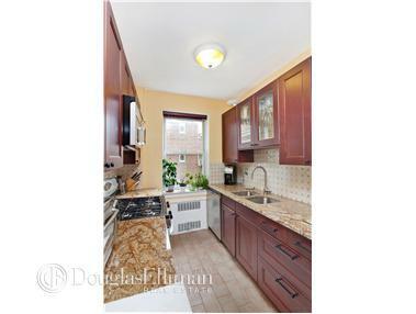769 Clanora Dr, Cincinnati, OH 45205 photo 6