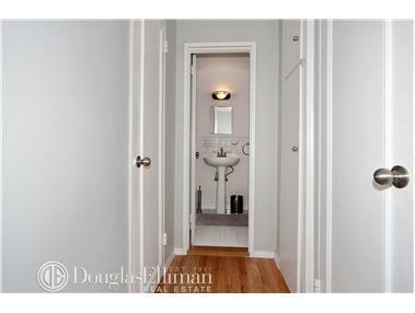 410 Corwin Ave, Hamilton, OH 45015 photo 6