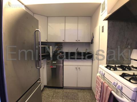 5605 Hamilton Ave, Cincinnati, OH 45224 photo 2