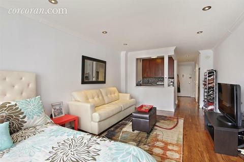 3064 Ferguson Rd, Cincinnati, OH 45238 photo 4