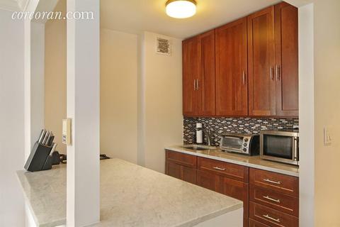 3064 Ferguson Rd, Cincinnati, OH 45238 photo 6