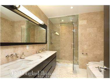 3645 Sandralin Dr, Cincinnati, OH 45247 photo 8