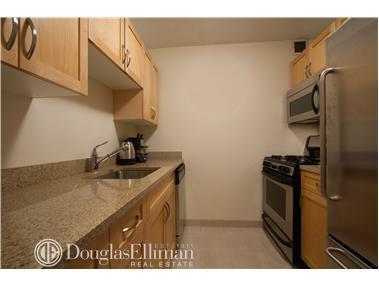 4367 Eighth St, Cincinnati, OH 45205 photo 8
