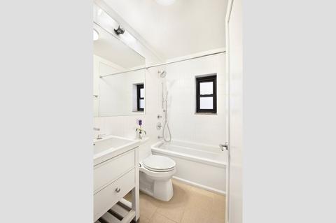 4310 Grove Ave, Mariemont, OH 45227 photo 4