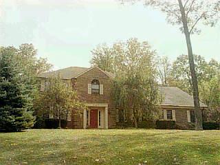 528 Oregano Dr, Cincinnati, OH 45244 photo 2