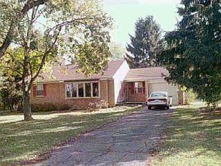 9936 Silvergate Ln, Cincinnati, OH 45231 photo 1