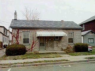 22 Walnut St, Reading, OH 45215 photo 2
