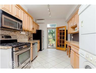 22 Walnut St, Reading, OH 45215 photo 8