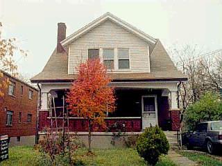 4009 Watterson St, Cincinnati, OH 45227 photo 2