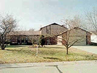 8755 Schoolhouse Pl, Maineville, OH 45039 photo 1