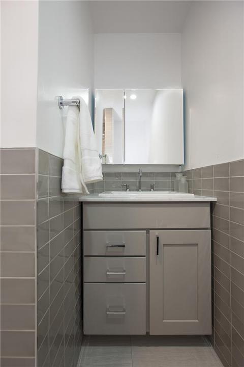 105 Walnut St, Elmwood Place, OH 45216 photo 7