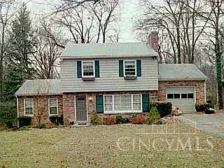 7627 View Place Dr, Cincinnati, OH 45224 photo 1