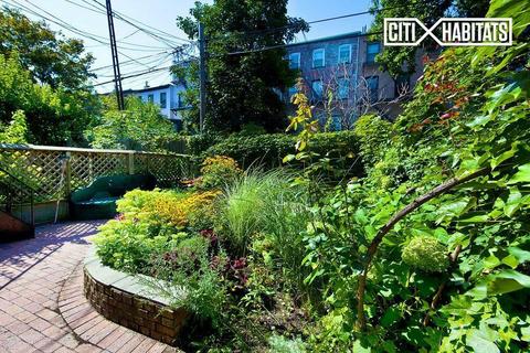 1629 Quebec Rd, Cincinnati, OH 45205 photo 9