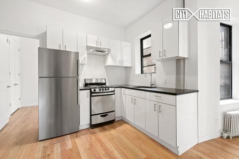 3137 Gobel Ave, Cincinnati, OH 45211 photo 4