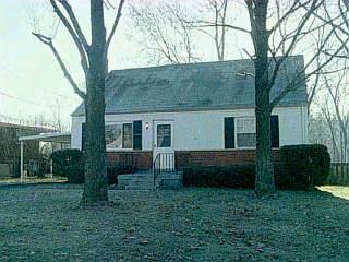 895 Sarbrook Dr, Cincinnati, OH 45231 photo 3
