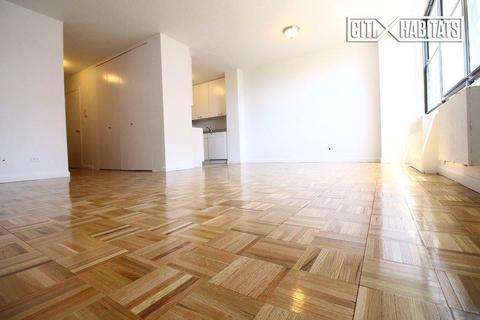 129 Bourbon St, Blanchester, OH 45107 photo 4