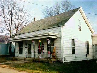 129 Bourbon St, Blanchester, OH 45107 photo 3