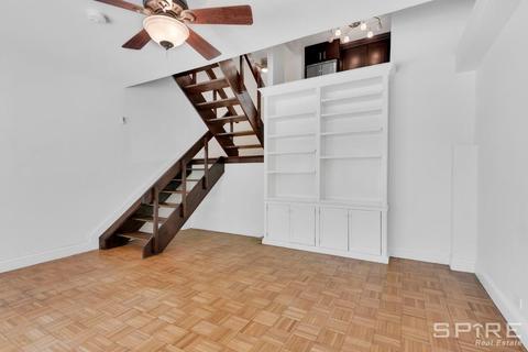 3903 Brigadoon Dr, Cincinnati, OH 45255 photo 1