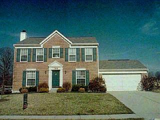 766 Regent Rd, Cincinnati, OH 45245 photo 3