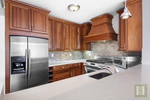 608 Maple St, Lockland, OH 45215 photo 4