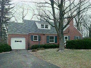 588 Compton Rd, Cincinnati, OH 45231 photo 1