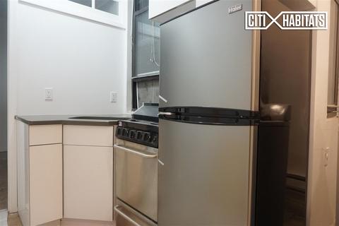 7750 Forest Rd, Cincinnati, OH 45255 photo 1