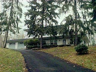 7750 Forest Rd, Cincinnati, OH 45255 photo 3
