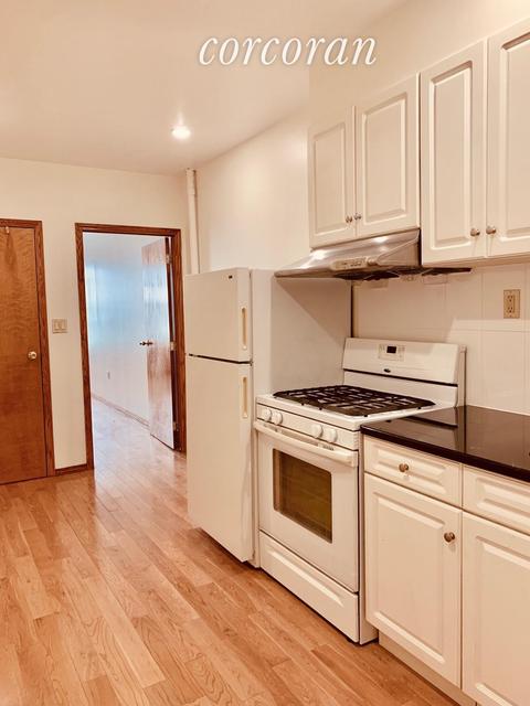 5 Denny Pl, Mariemont, OH 45227 photo 6