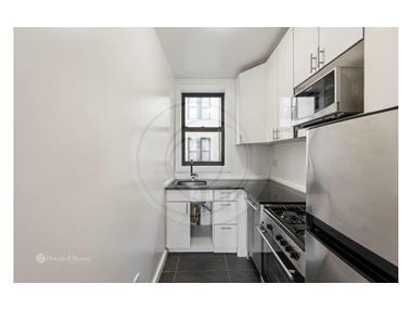 3477 Morrison Pl, Cincinnati, OH 45220 photo 7