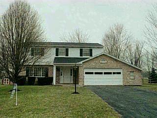 497 Wesley Dr, Cincinnati, OH 45244 photo 3