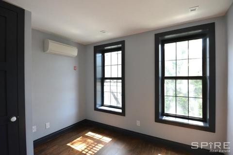 8305 Marigold La, Maineville, OH 45039 photo 2