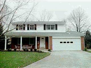 9517 Fallson Ct, Blue Ash, OH 45242 photo 3