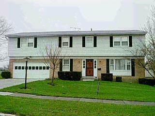 1054 Ironstone Dr, Forest Park, OH 45240 photo 1