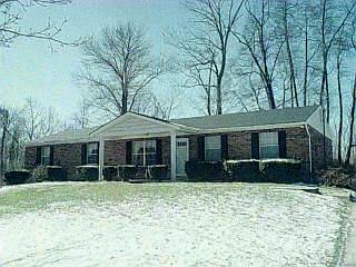 4183 Dixie Dr, Cincinnati, OH 45245 photo 1