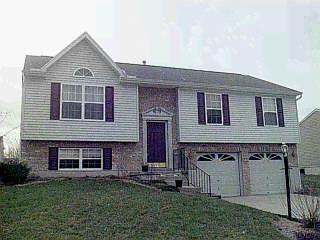 2210 Harmony Ct, Batavia, OH 45103 photo 3