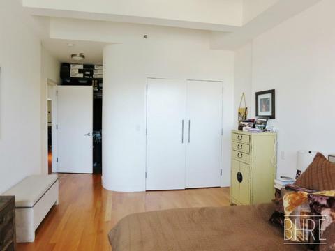 302 Brookforest Dr, Cincinnati, OH 45238 photo 17