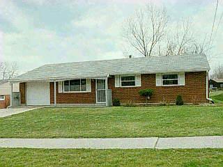 302 Brookforest Dr, Cincinnati, OH 45238 photo 2