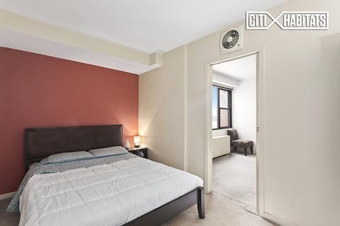 3051 Mchenry Ave, Cincinnati, OH 45211 photo 5