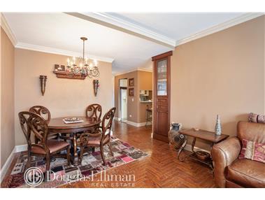 682 Loda Dr, Cincinnati, OH 45245 photo 5
