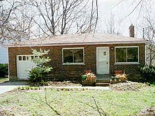 247 Bonham Rd, Cincinnati, OH 45215 photo 1