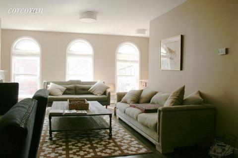 6461 Devonwood Dr, Cincinnati, OH 45224 photo 4